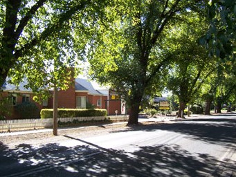 Bacchus Marsh Avenue - Accommodation Australia