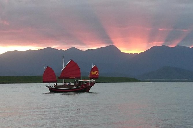 Shaolin Sunset Sailing Aboard Authentic Chinese Junk Boat - Accommodation Australia